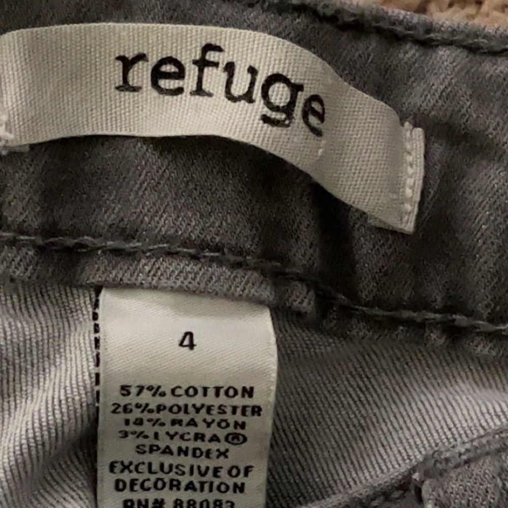 *REFUGE JEANS* - Picture 3 of 3